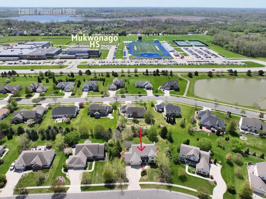 639 Prairie Hill AVENUE, Mukwonago, WI 53149 - #2