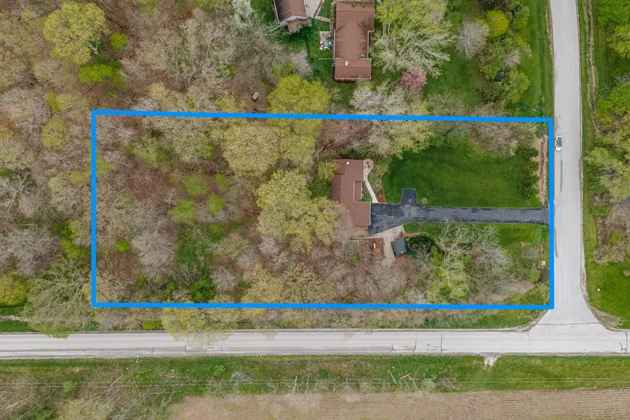 S86W24960 Stonehill DRIVE, Mukwonago, WI 53149 - #2
