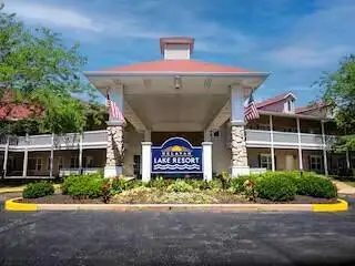 1505 Shore DRIVE #220, Delavan, WI 53115
