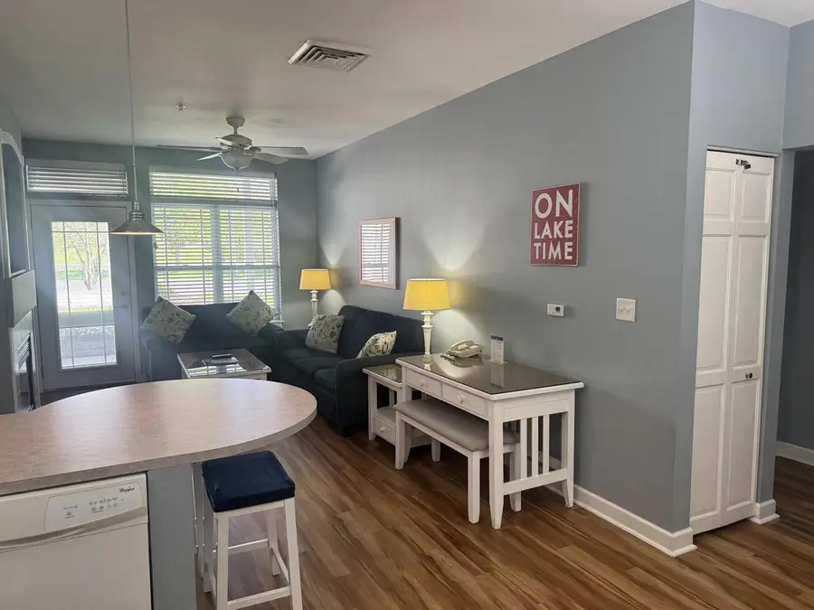 1505 Shore DRIVE #220, Delavan, WI 53115 - #2