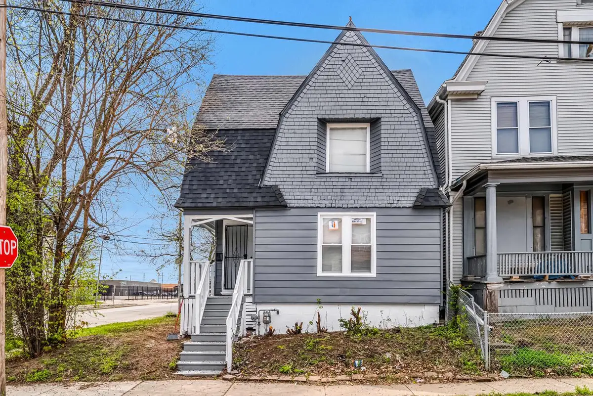3701 Kilbourn AVENUE, Milwaukee, WI 53208 - #1