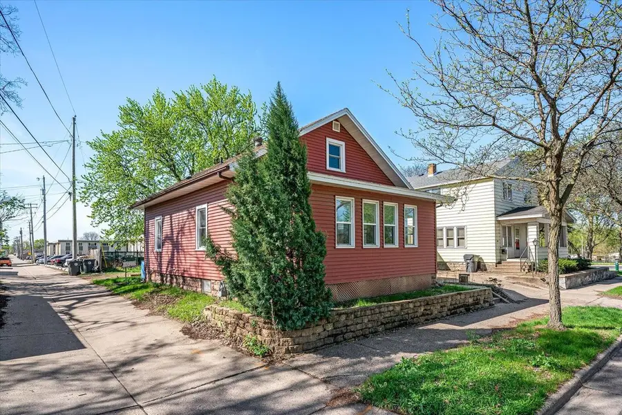 512 Windsor STREET, La Crosse, WI 54603 - #2