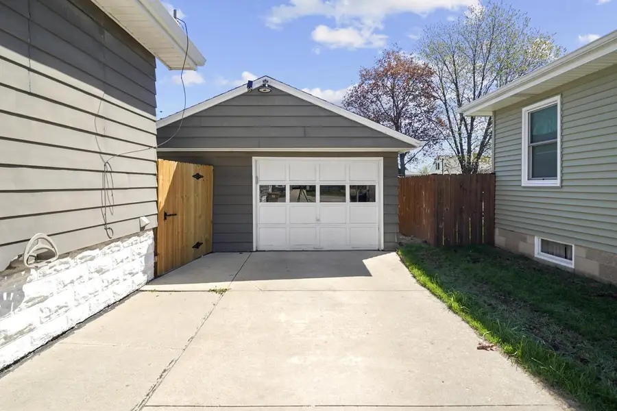 7607 39th STREET, Kenosha, WI 53142 - #3