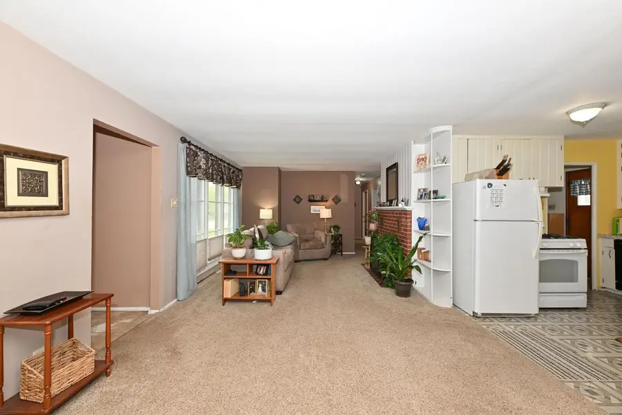 9020 Hawthorne AVENUE, Milwaukee, WI 53226 - #3