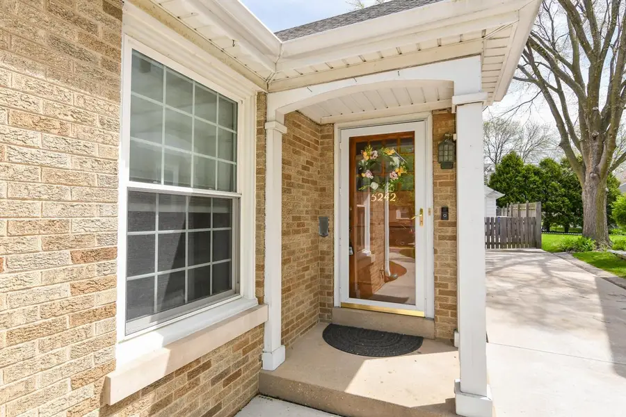 5242 N Bay Ridge AVENUE, Whitefish Bay, WI 53217 - #2