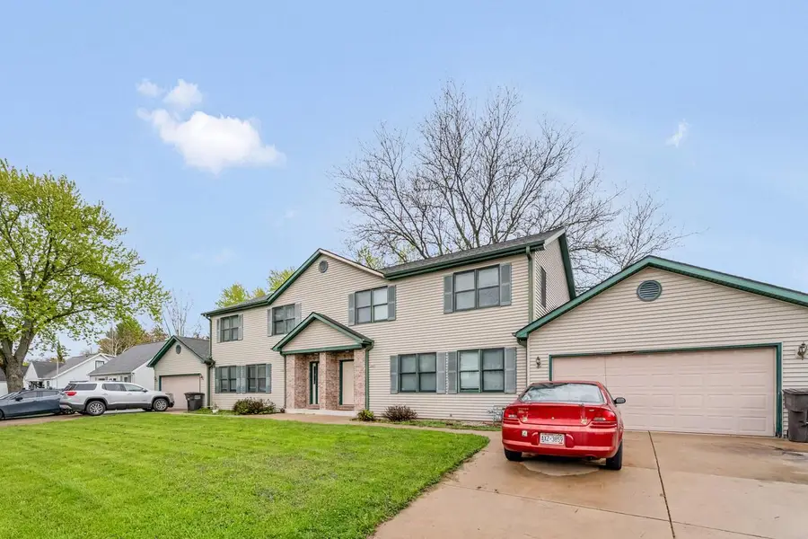 1925 Beulah AVENUE #1927, East Troy, WI 53120 - #2