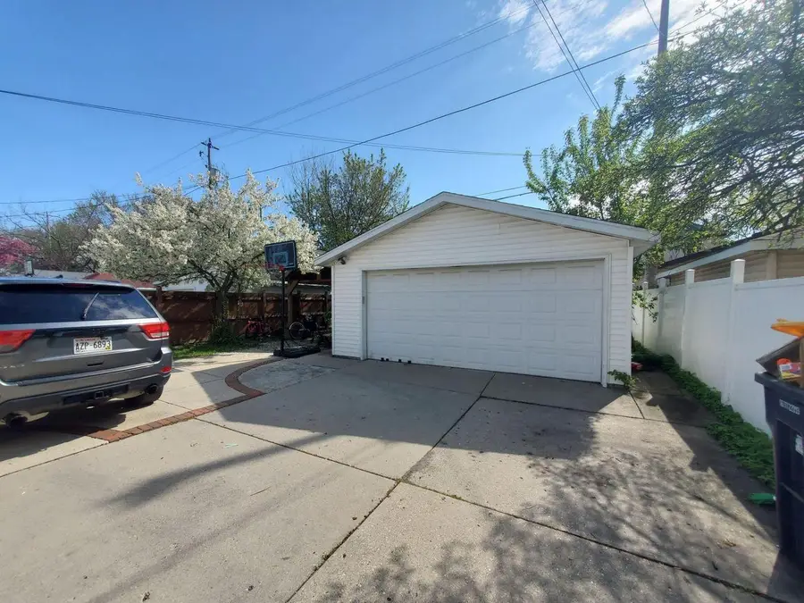 1460 80th STREET #1462, West Allis, WI 53214 - #3