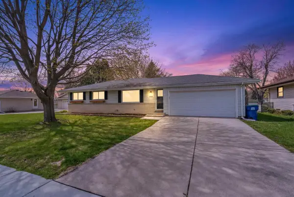 1566 Scott ROAD, Port Washington, WI 53074