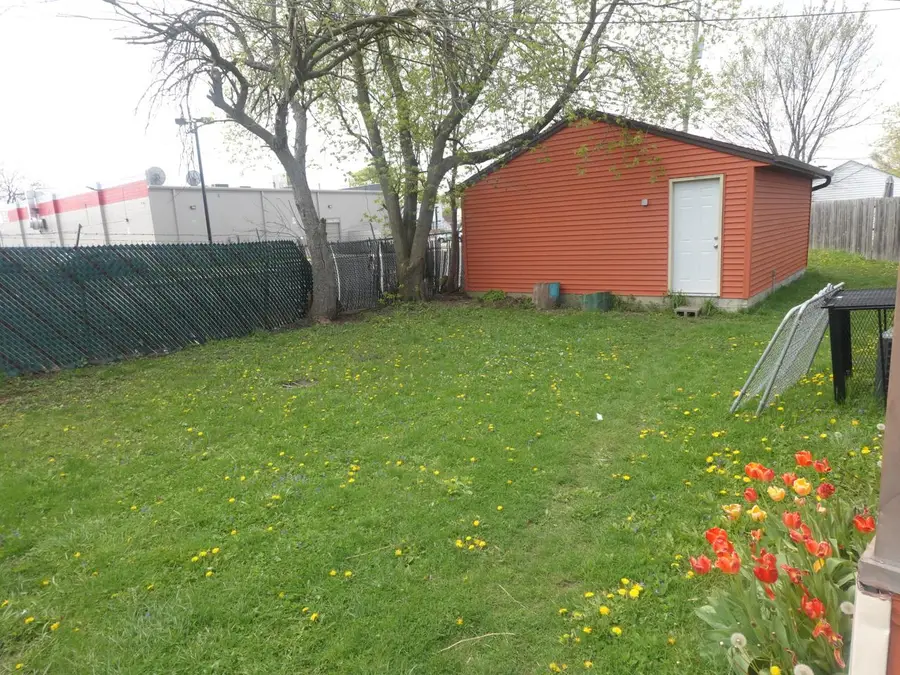 2619 W Linwal LANE, Milwaukee, WI 53209 - #3