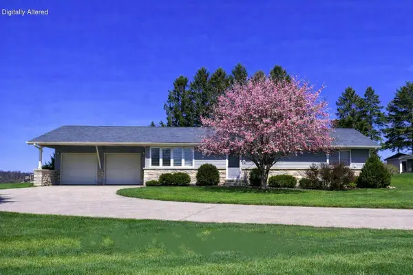 W2428 County Road O, Oconomowoc, WI 53066