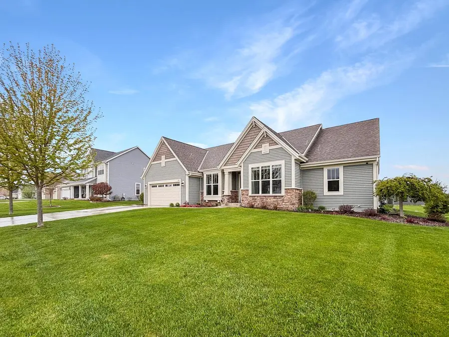 616 Westlawn AVENUE, Mukwonago, WI 53149 - #2