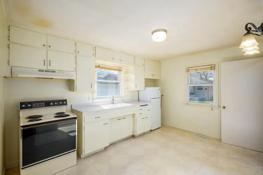 5923 44th AVENUE, Kenosha, WI 53144 - #3