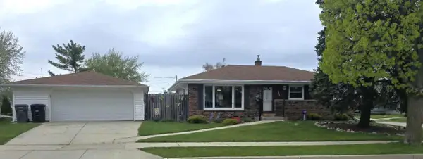 2834 Eaton LANE, Cudahy, WI 53110