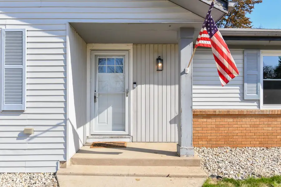 26314 Fries LANE, Waterford, WI 53185 - #2