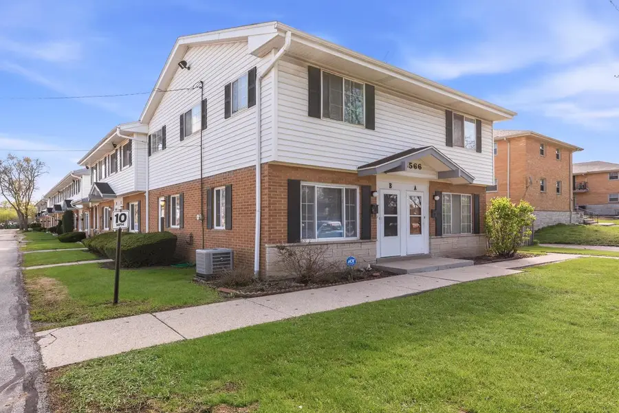 8566 Appleton AVENUE #B, Milwaukee, WI 53225 - #2