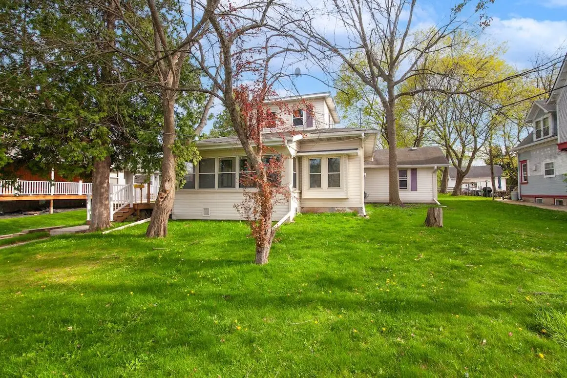 243 Sumner STREET, Hartford, WI 53027 - #1