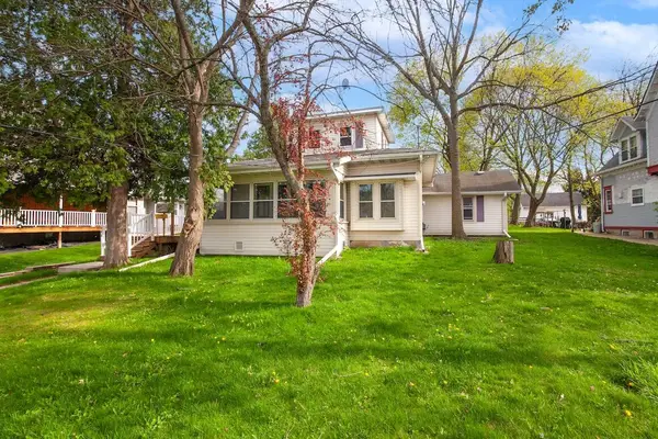 243 Sumner STREET, Hartford, WI 53027