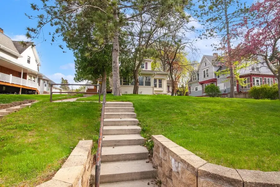 243 Sumner STREET, Hartford, WI 53027 - #2