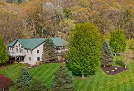 W6166 Valley PLACE, Holmen, WI 54636 - #1