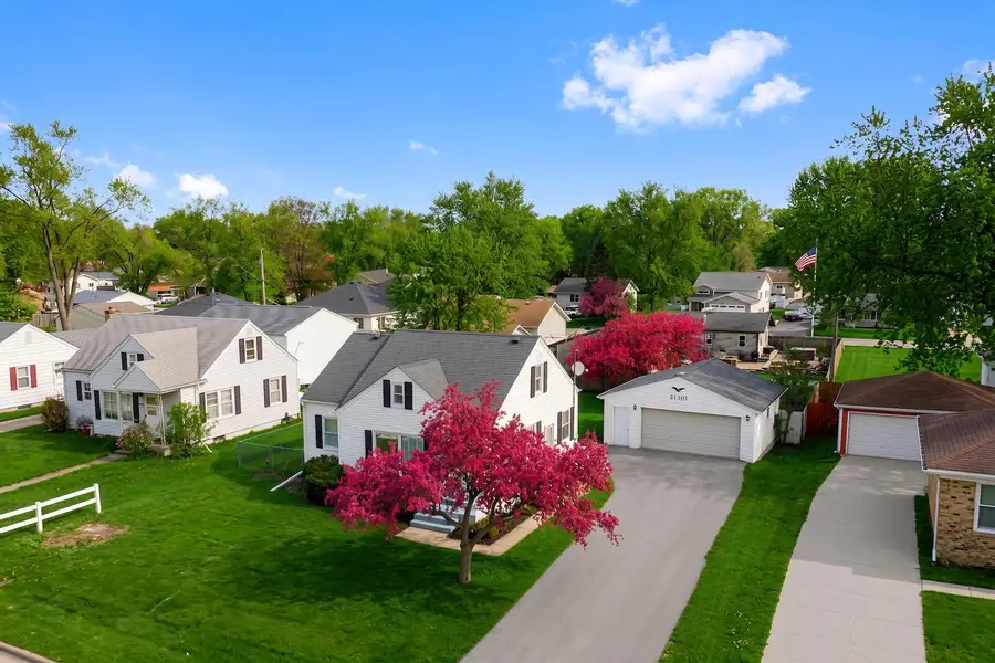 11301 11th AVENUE, Pleasant Prairie, WI 53158 - #2