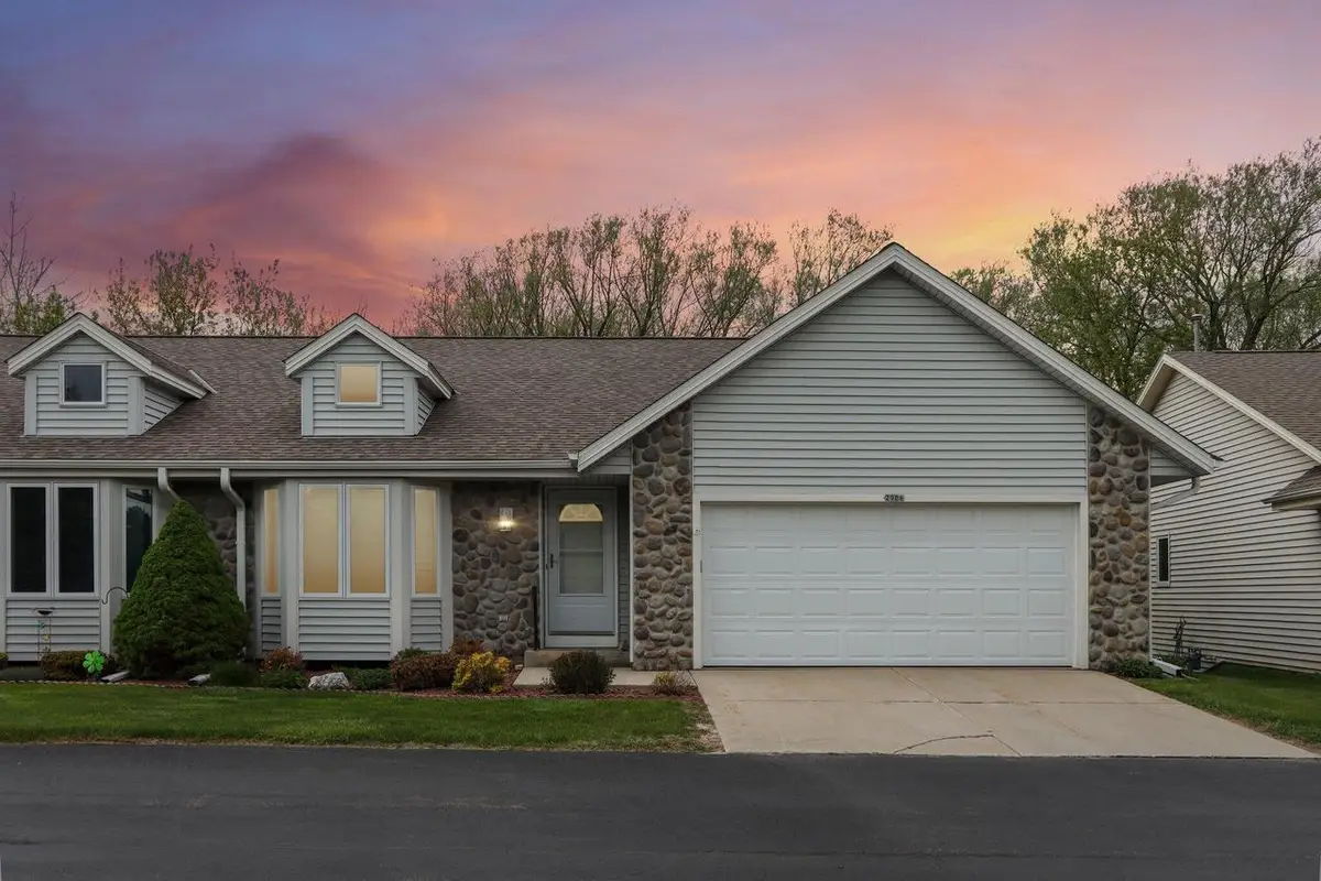 2908 Valley AVENUE, West Bend, WI 53095 - #1