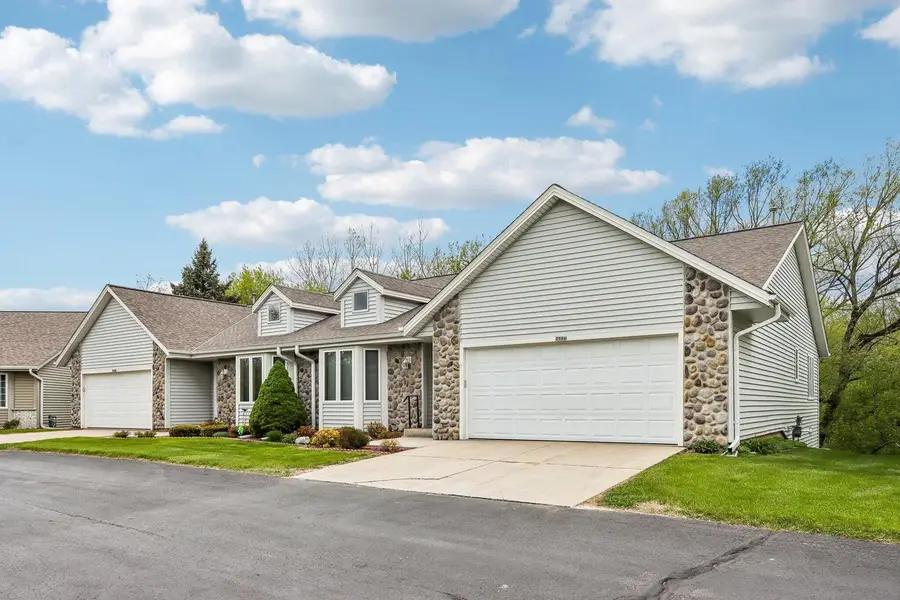 2908 Valley AVENUE, West Bend, WI 53095 - #3