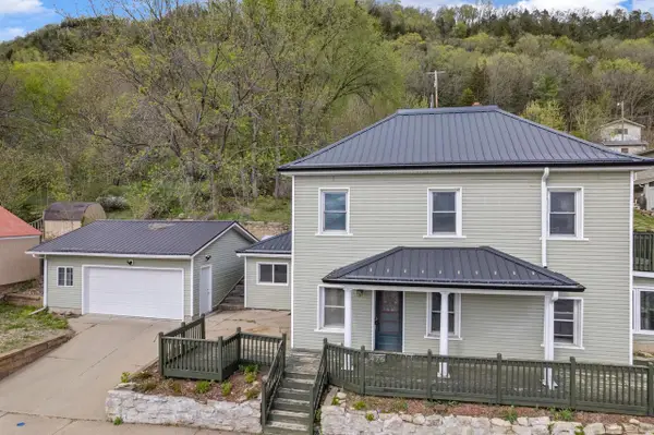 476 S Main STREET, Fountain City, WI 54629
