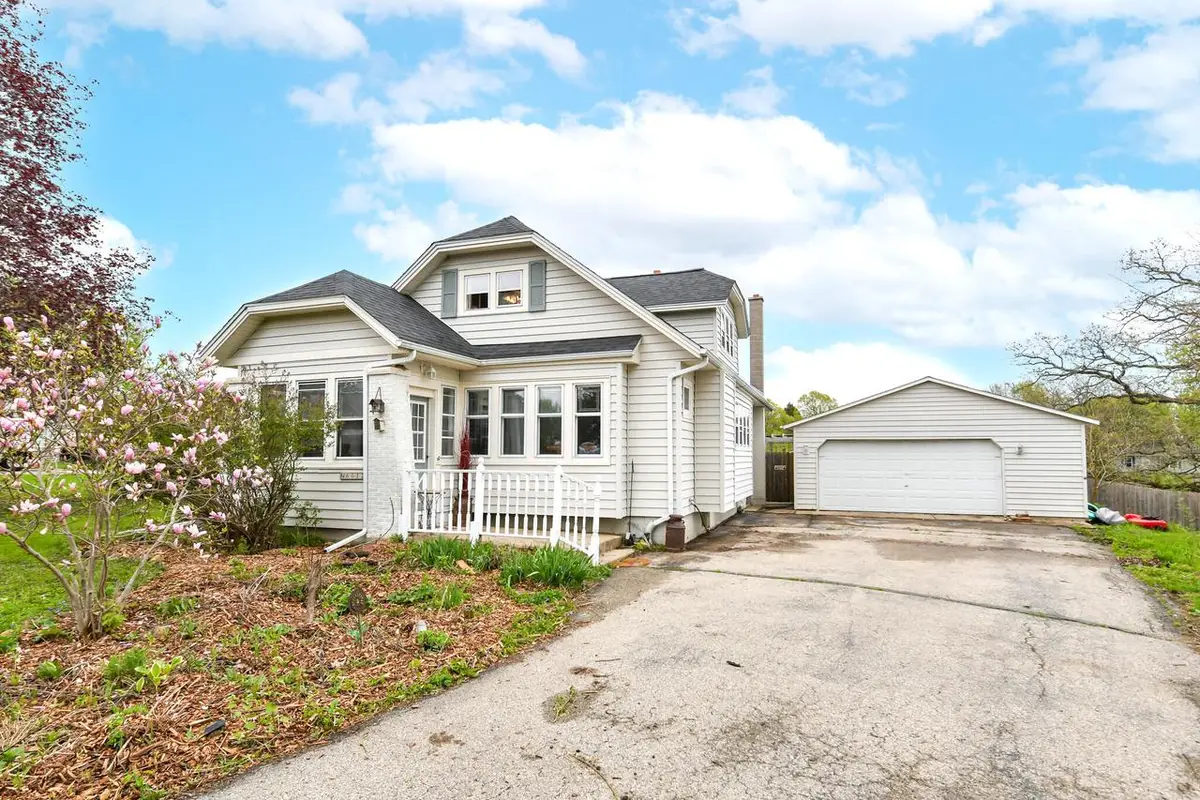 N6612 Juniper ROAD, Elkhorn, WI 53121 - #1