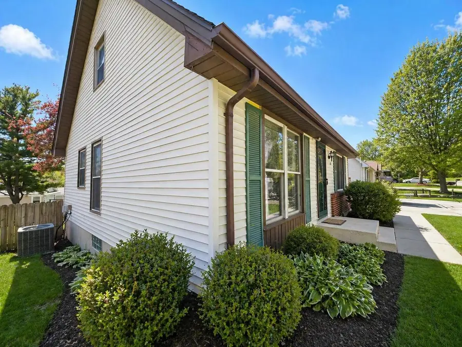5211 Maryland AVENUE, Racine, WI 53406 - #2
