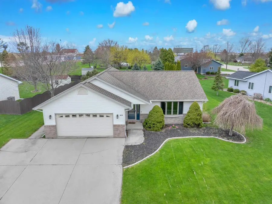 4916 White Fox DRIVE, Sheboygan, WI 53081 - #2