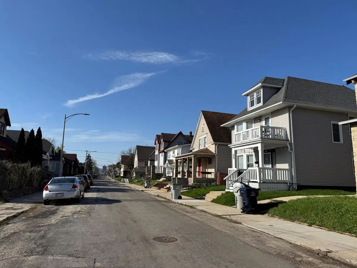 2640 HUBBARD STREET, Milwaukee, WI 53212 - #1