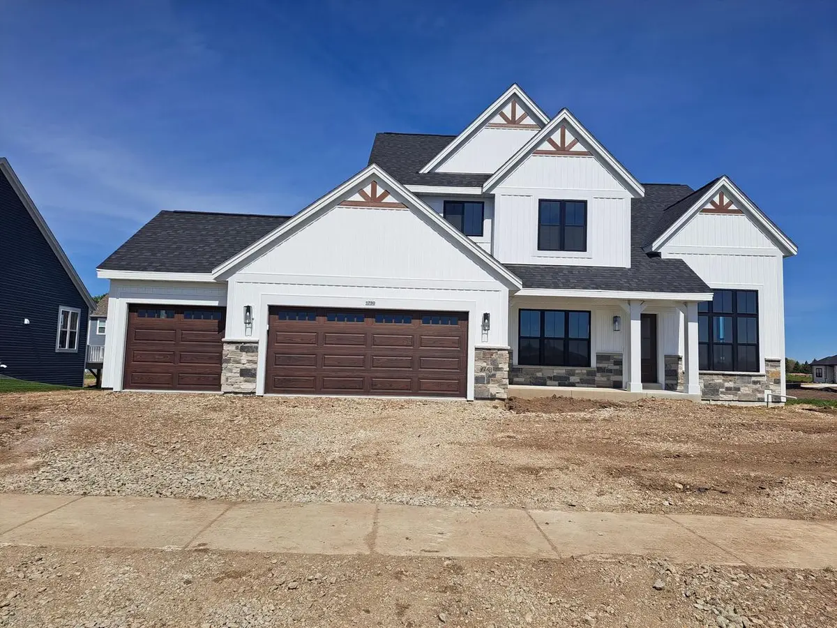1750 Whalen DRIVE, Oconomowoc, WI 53066 - #1