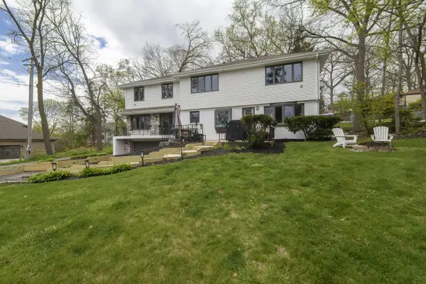 935 124th STREET, Elm Grove, WI 53122