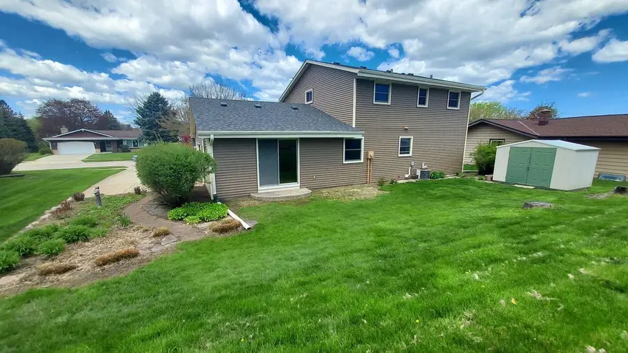 8030 Waring DRIVE, Oak Creek, WI 53154 - #2
