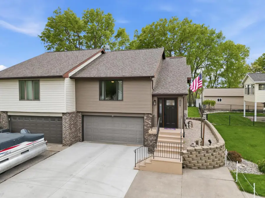 1207 Townsend STREET, La Crosse, WI 54601 - #2