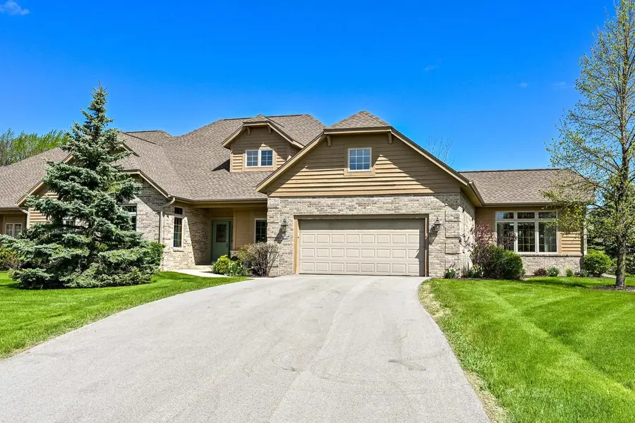 10803 Essex DRIVE, Mequon, WI 53092 - #2