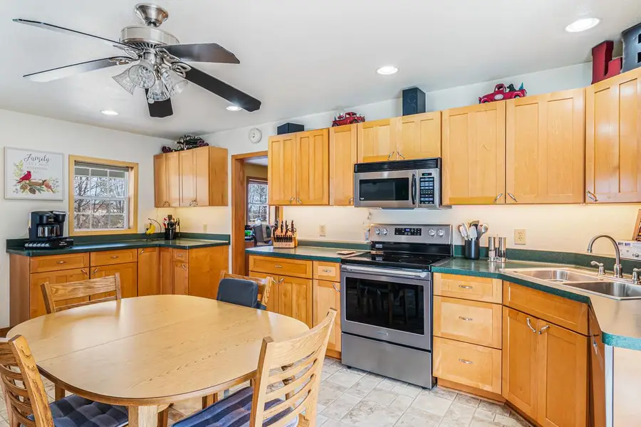 323 S Heritage DRIVE, Oostburg, WI 53070 - #3