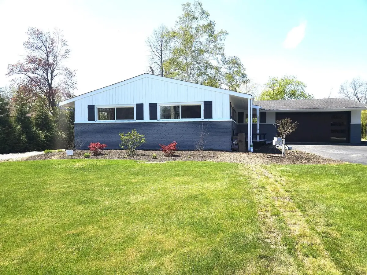 9131 Pelham PARKWAY, Bayside, WI 53217 - #1