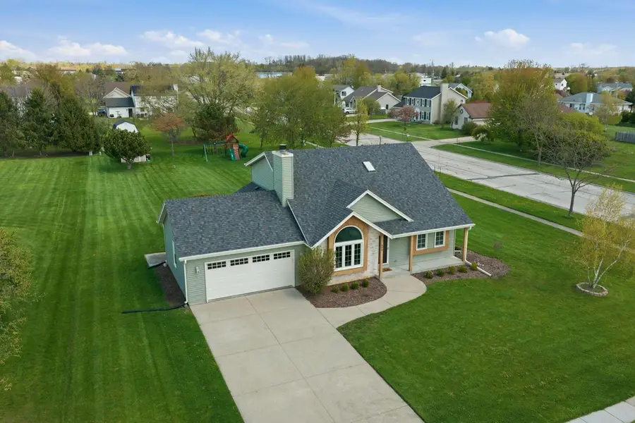 642 Small Farm ROAD, Mukwonago, WI 53149 - #3