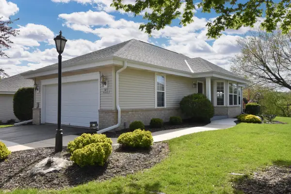 N97W14151 Knollcrest CIRCLE, Germantown, WI 53022