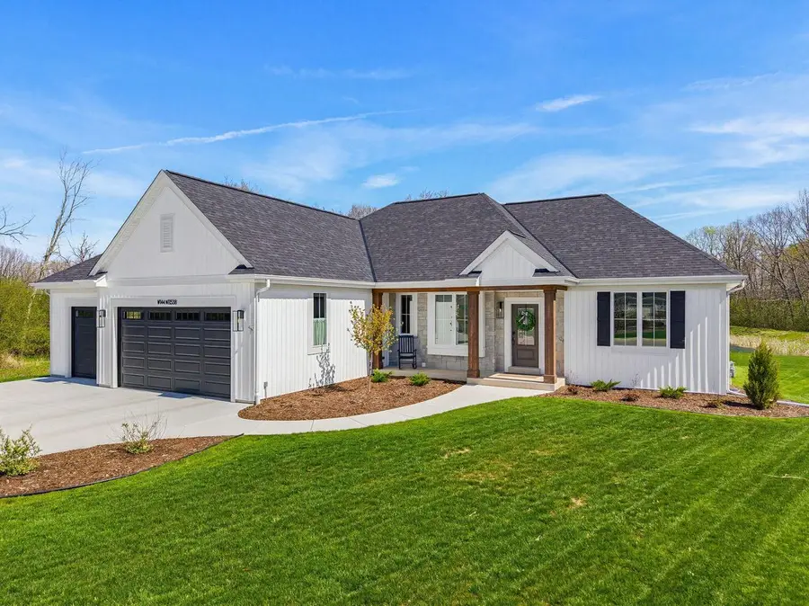 W144N11538 Wrenwood DRIVE, Germantown, WI 53022 - #2