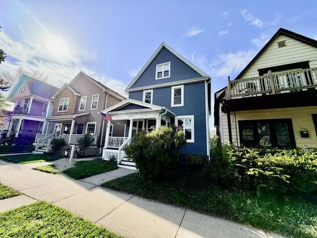 1216 E Russell AVENUE, Milwaukee, WI 53207 - #3