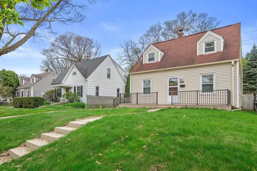 2617 99th STREET, West Allis, WI 53227 - #3