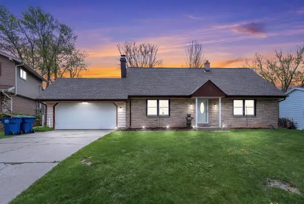 1666 Dellwood COURT, Grafton, WI 53024