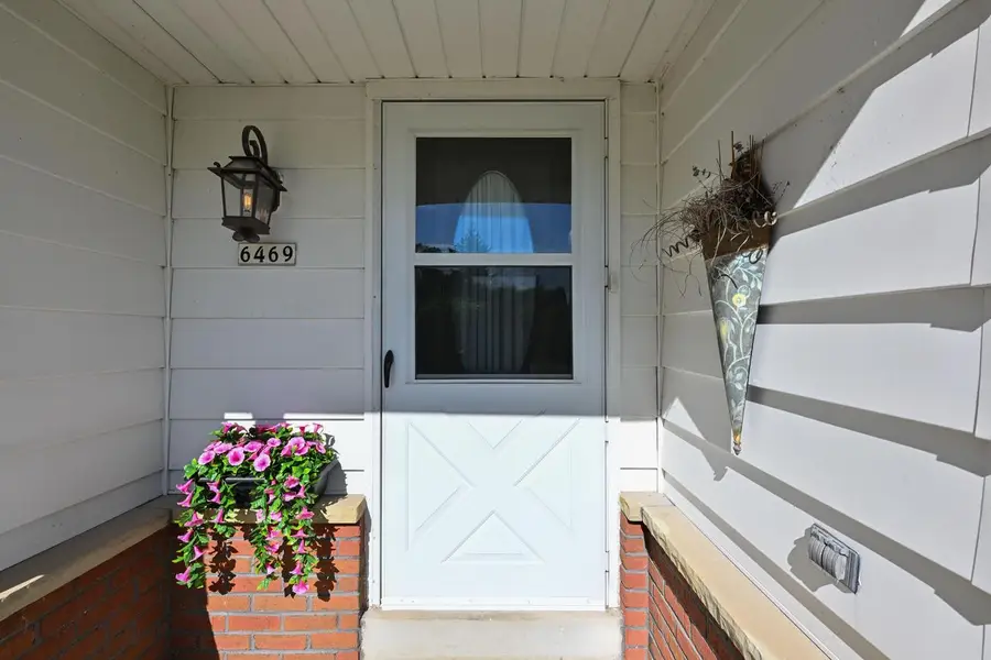 6469 N Garden Grove LANE, Glendale, WI 53209 - #3