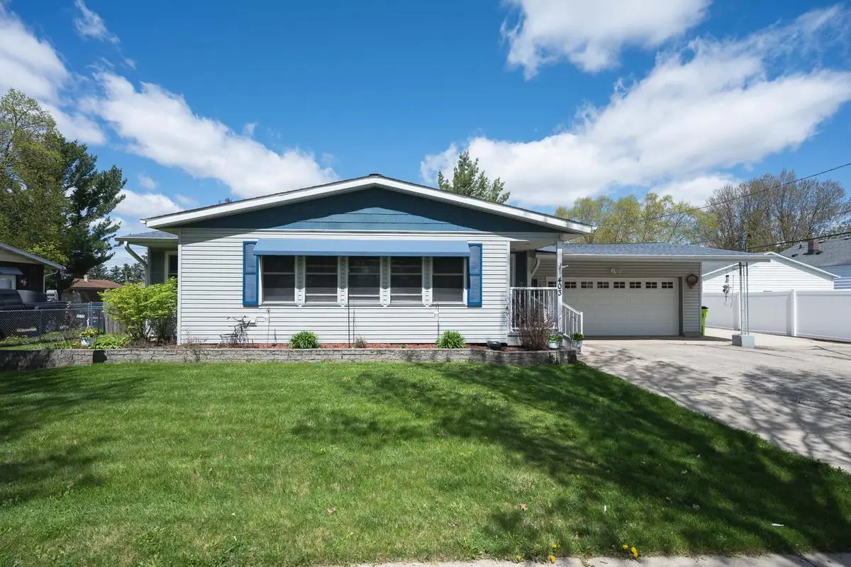 403 Washington STREET, Delavan, WI 53115 - #1