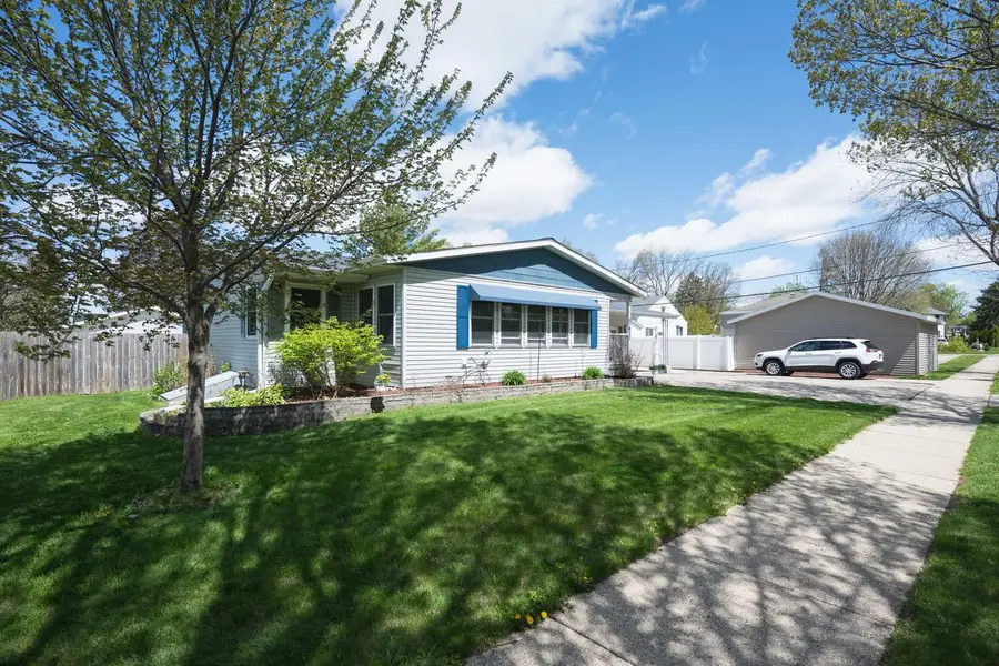 403 Washington STREET, Delavan, WI 53115 - #3