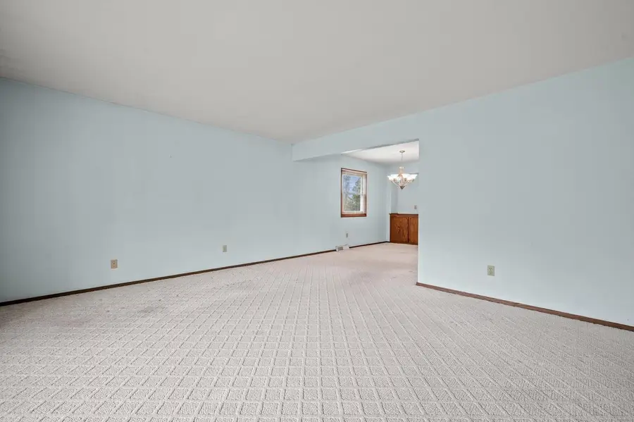 W256N5754 North Hill DRIVE, Lisbon, WI 53089 - #3