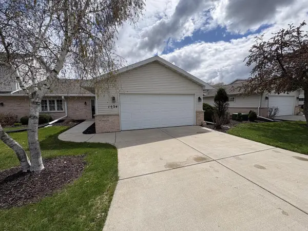 1534 River Pines DRIVE, Green Bay, WI 54311