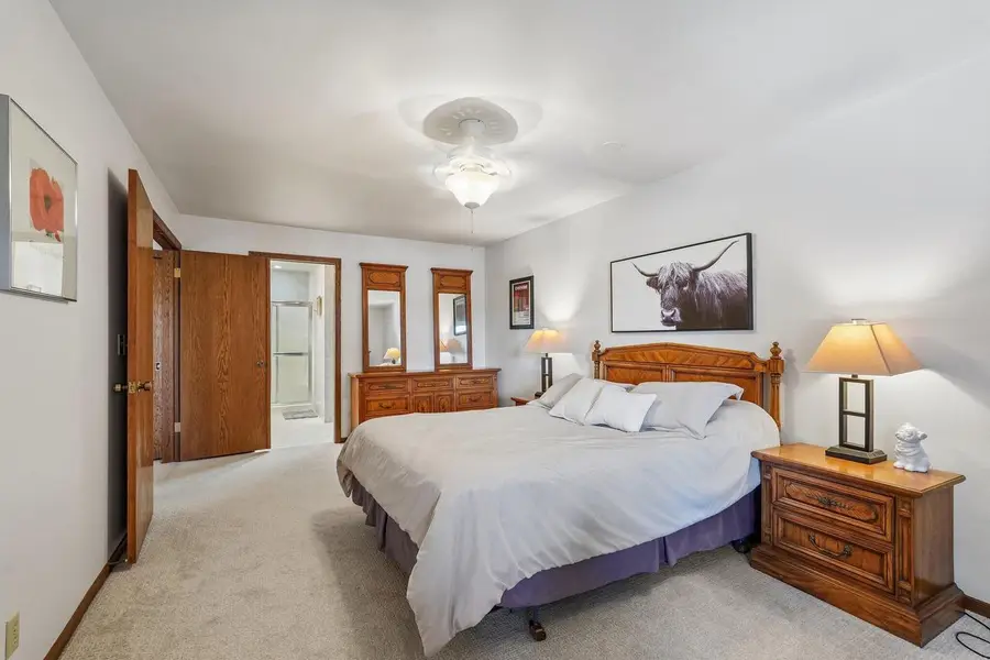 2101 W Good Hope ROAD #210, Glendale, WI 53209 - #3